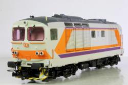 LIMA EXPERT HO - art. HL2651 - FS Locomotore Diesel D445.1081 livrea MDVC ep. V, LIMA EXPERT HO - art. HL2651 - FS Locomotore Diesel D445.1081 livrea MDVC ep. V
Il più famoso locomotore diesel delle nostre ferrovie equipaggiato per treni passeggeri a composizione bloccata su linee secondarie
Modello molto dettagliato - Motore centrale a 5 poli con trasmissione cardanica e volano - luci (3 fari) bianchi anteriori e rosse posteriori a led con inversione automatica - Modello predisposto per decoder 21pin anche sound 
- Modello proposto in offerta speciale a 129 Euro (Listino 143,50) 