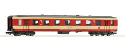 ROCO HO - Art. 74692 - OBB Carrozza passeggeri tipo Ap "Schlieren" di 1a classe - Livrea "Sparlack" Epoca V, ROCO HO - Art. 74692 - OBB Carrozza passeggeri tipo Ap "Schlieren" di 1a classe - Livrea "Sparlack" Epoca V
Le carrozze Schlieren sono state acquistate dal 1965 al 1981 e per lungo tempo hanno rappresentato la spina dorsale del servizio ferroviario nazionale austriaco. La "Schlieren" era una carrozza standard svizzera (tipo EW I) adattata alle condizioni austriache. Il nome deriva dalla città svizzera di Schlieren, sede della fabbrica di carrozze, carri e vagoni dove è stato costruito questo tipo di carrozza. Queste carrozze sono state utilizzate anche, ad esempio, sulla tratta Salisburgo - Rosenheim - Kufstein e sul corridoio Lienz - Bressanone - Brennero - Innsbruck e in Svizzera. 
Modello con arredo interno e predisposto per illuminazione interna (con art. 40420 - dotata di ganci ad innesto a norme Nem e cinematismo per allontanamento timoneria in curva
