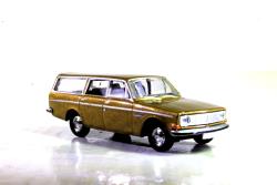 BREKINA HO - Art. 29422 Volvo 145 Kombi oro metallizzato, BREKINA HO - Art. 29422 Volvo 145 Kombi oro metallizzato - Immancabile sui plastici e diorami italiani in Epoca IV - Modello molto dettagliato