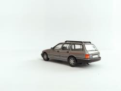 BREKINA HO - Art. PCX870280 Ford Sierra Turnier grigio metallizzato, BREKINA HO - Art. PCX870280 Ford Sierra Turnier grigio metallizzato - Immancabile sui plastici e diorami italiani in Epoca IV-V - Modello molto dettagliato 