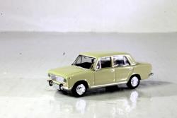 BREKINA HO - art. 22417 Fiat 124 beige 1966 , BREKINA HO - art. 22417 Fiat 124 beige 1966 - Immancabile sui plastici e diorami italiani in Epoca IV-V - Modello molto dettagliato