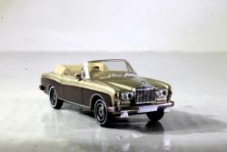 BREKINA HO - art. PCX870513 Rolls Royce Corniche, bicolore beige met. marrone. 1971, BREKINA HO - art. PCX870513 Rolls Royce Corniche, bicolore beige met. marrone. 1971 - Immancabile sui plastici e diorami italiani in Epoca IV-V - Modello molto dettagliato