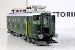 TRIX HO - art. 25423 SBB CFF - Locomotiva elettrica Re 4/4 1° Serie delle Ferrovie Federali Svizzere (FFS) in livrea verde abete Epoca III - SOUND