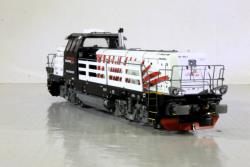 Rivarossi HO art. HR2898 RTC Rail Traction Company locomotiva diesel da manovra pesante D744 Effishunter 1000 livrea Bianco/nero a strisce rosse Epoca VI