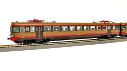 Os.kar OS-2069 FS ALe 540.027 3° serie mot. senza modanature + Le 760.018 ivrea castano isabella rosso logo fumatori Epoca IV-V - DEPOSITO DI BOLOGNA  - Modello gia Sould-Out in fabbrica disponibile a fine Giugno - Ultimi modelli ancora disponibili, Os.kar OS-2069 FS ALe 540.027 3° serie mot. senza modanature + Le 760.018 ivrea castano isabella rosso logo fumatori Epoca IV-V - DEPOSITO DI BOLOGNA 
Elettromotrice con doppia motorizzazione nascosta sotto l’arredo interno. Unità con predisposizione digitale con interfaccia PluX22, interni raffinati e illuminati di serie a led; illuminazione cabine di guida indipendente dal comparto viaggiatori. Frontali configurabili (chiusi o con mantice esteso, con fanali accesi o spenti – possibile anche in analogico grazie a microswitch nel vano decoder). Speaker per decoder sonoro installato di serie e già collegato all’interfaccia PluX 22. Per il rimorchio stesse caratteristiche della motrice ma senza motorizzazione.
Raggio minimo suggerito 420mm. 
Modello in offerta speciale a 369 Euro (Listino 410 Euro)
Modello disponibile per fine Giugno già sould-out in fabbrica disponibili ultimi modelli 