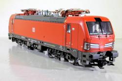 TRIX HO - art. 25193 DB AG Locomotiva elettrica Gruppo 193.343 (Vectron), per servizio merci DB Cargo. Numero di servizio 193 Epoca VI 